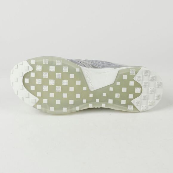 Giv Sneakers - Picture 4 of 4